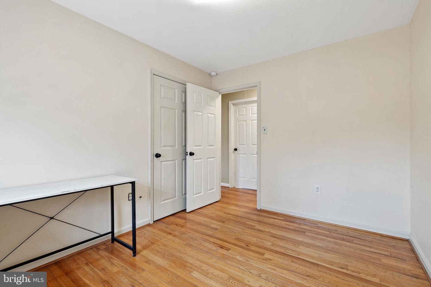8116 Bard Street photo 18