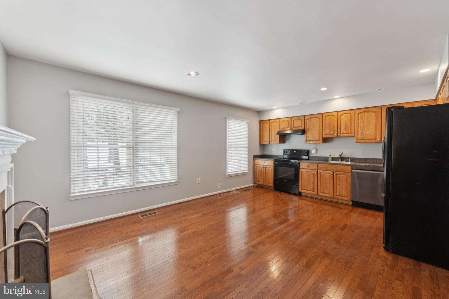 2225 McLean Park Road photo 7