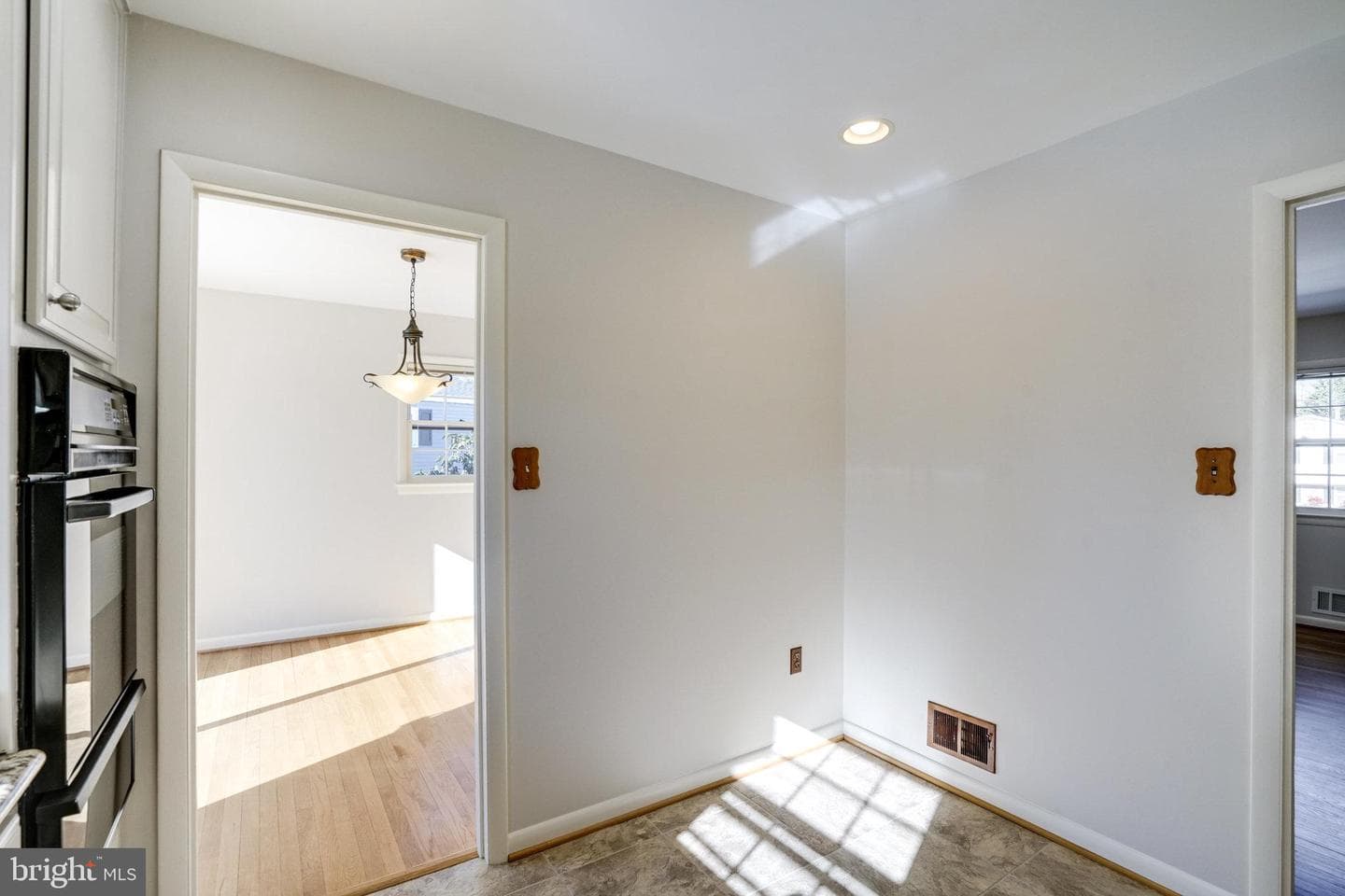 5701 Ashfield Road photo 16
