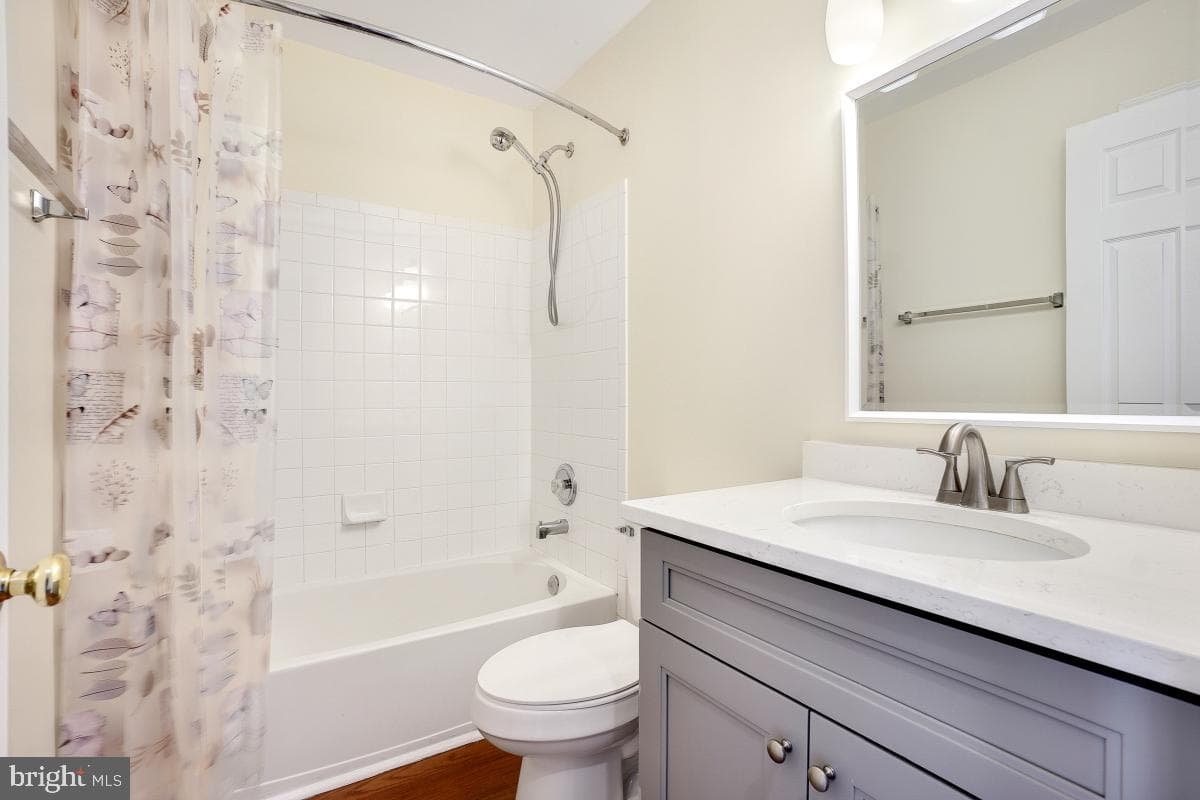 6081 Sara Marie Terrace photo 22