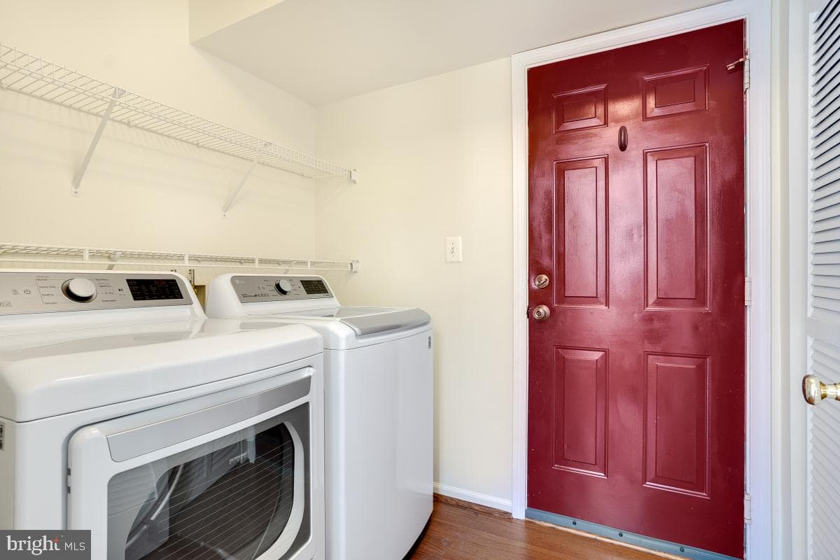 6081 Sara Marie Terrace photo 29