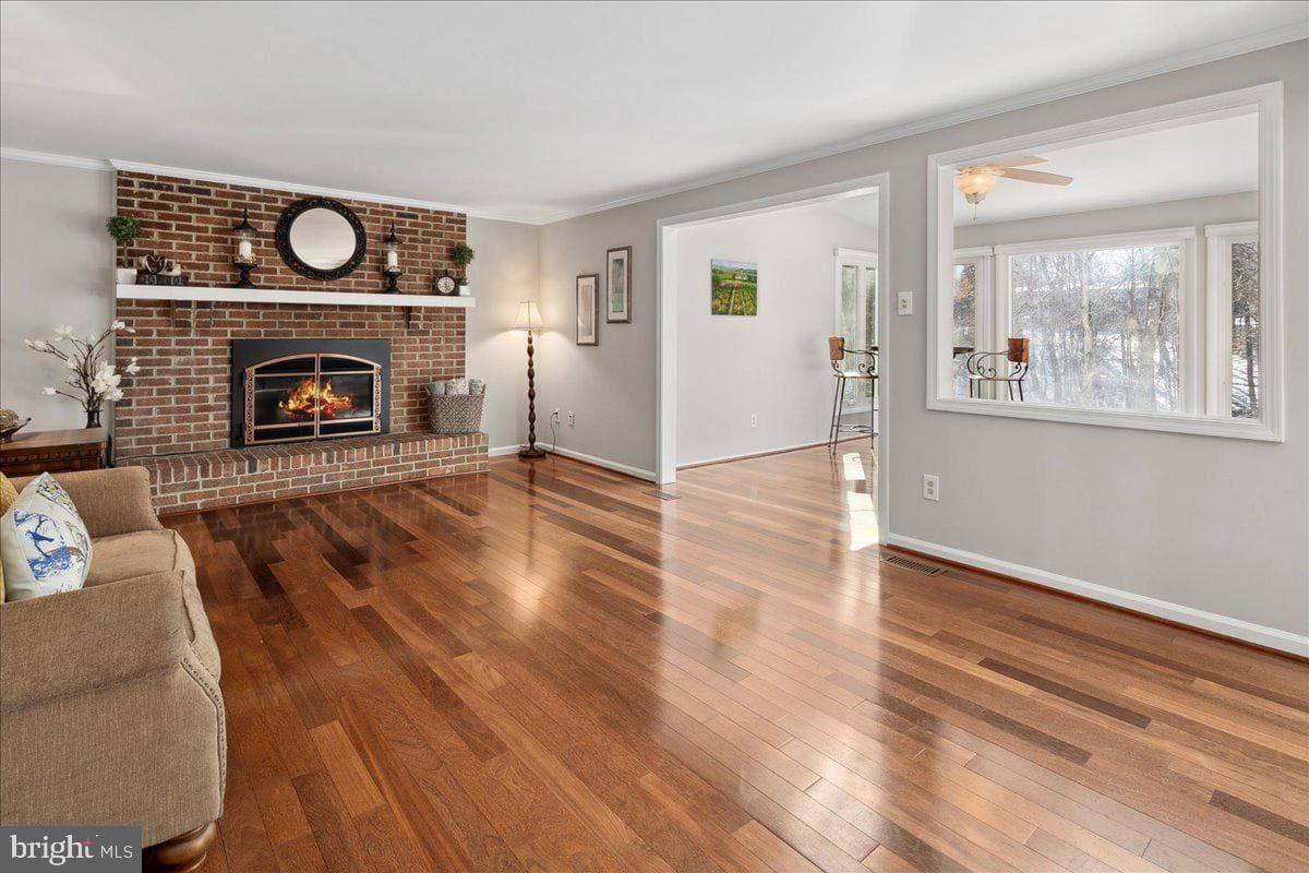 8218 Rushing Creek Drive photo 32