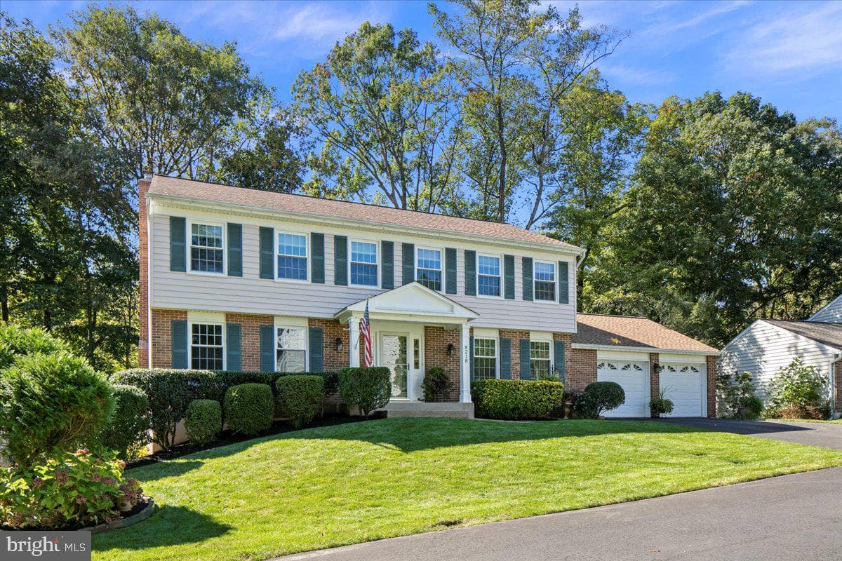 8218 Rushing Creek Drive photo 5