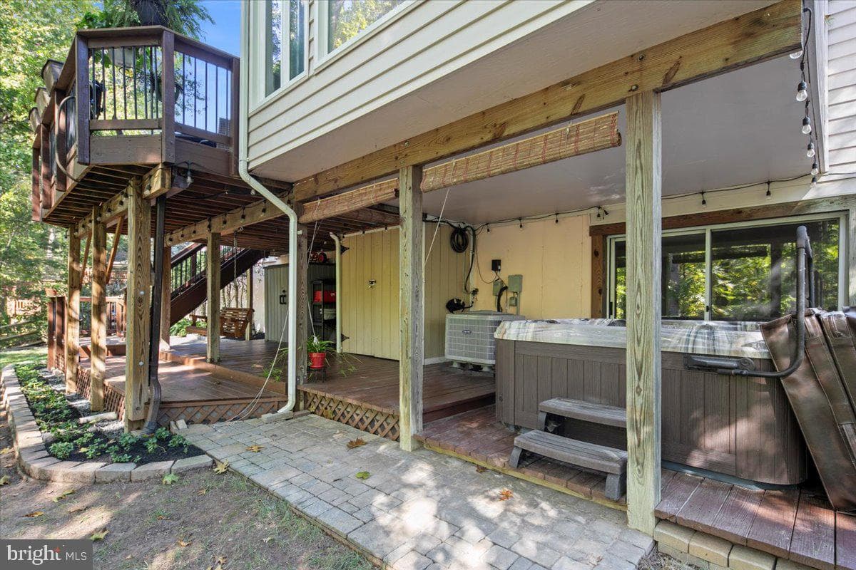 8218 Rushing Creek Drive photo 88