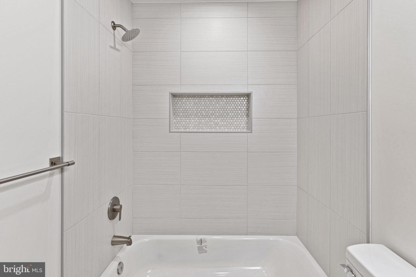2201 Yardley Court photo 17