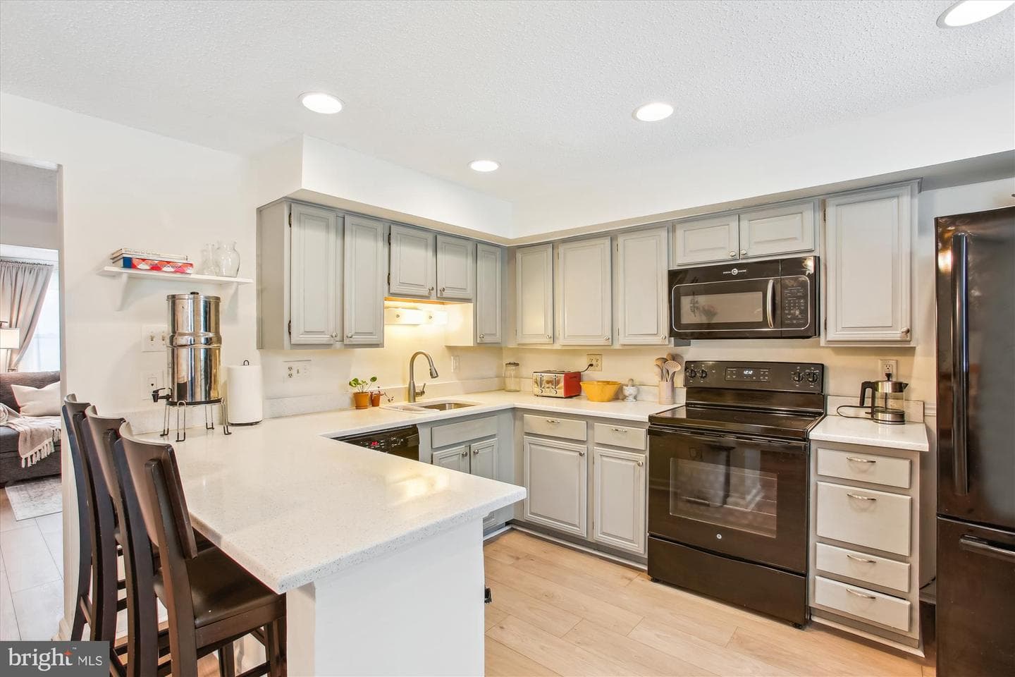 8192 Curving Creek Court photo 15