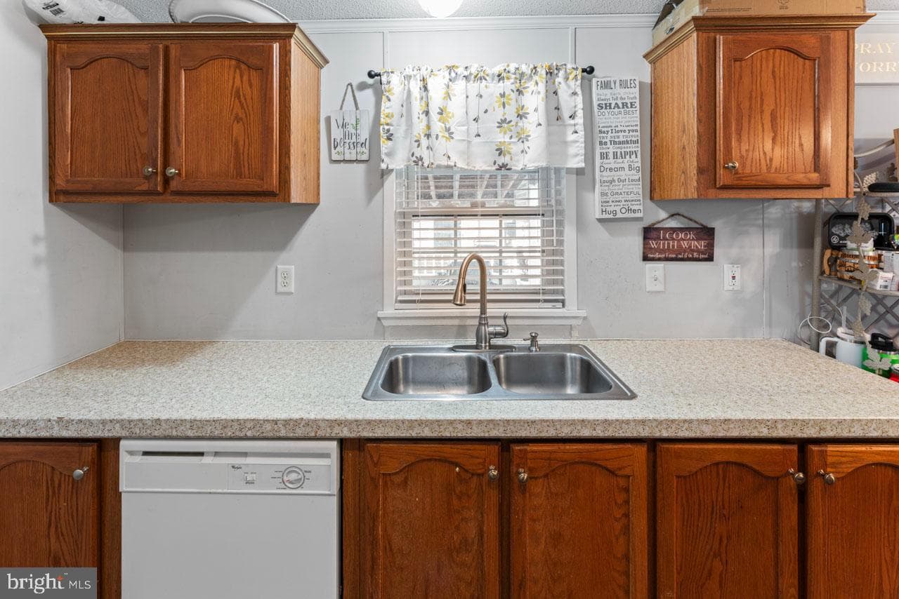 14509 Northeast Place photo 10