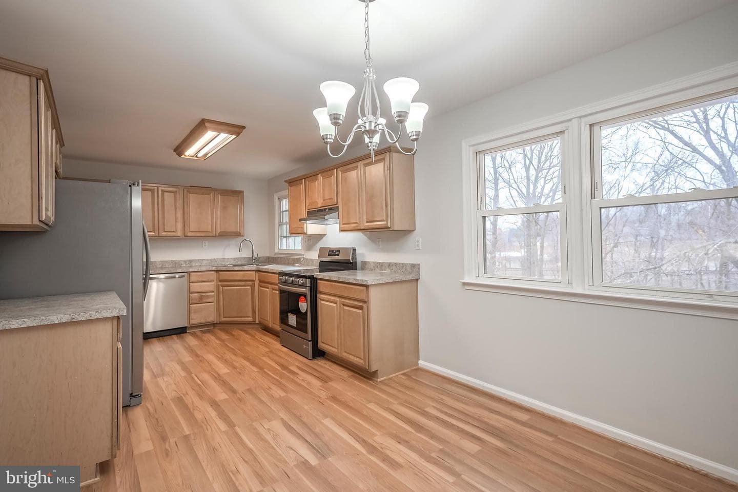6500 Windham Avenue photo 12