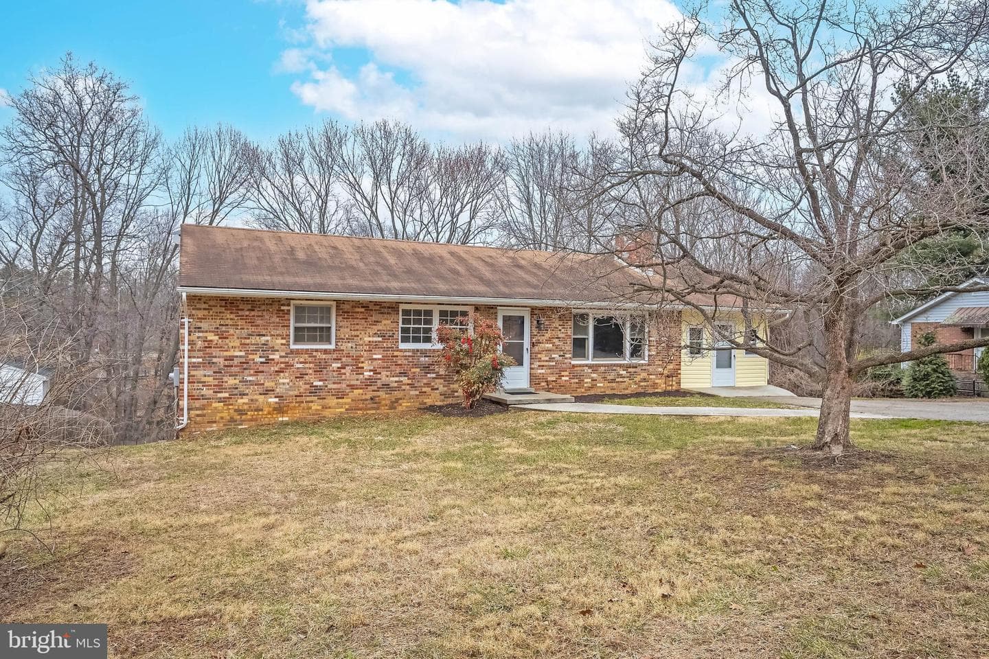 6500 Windham Avenue photo 2