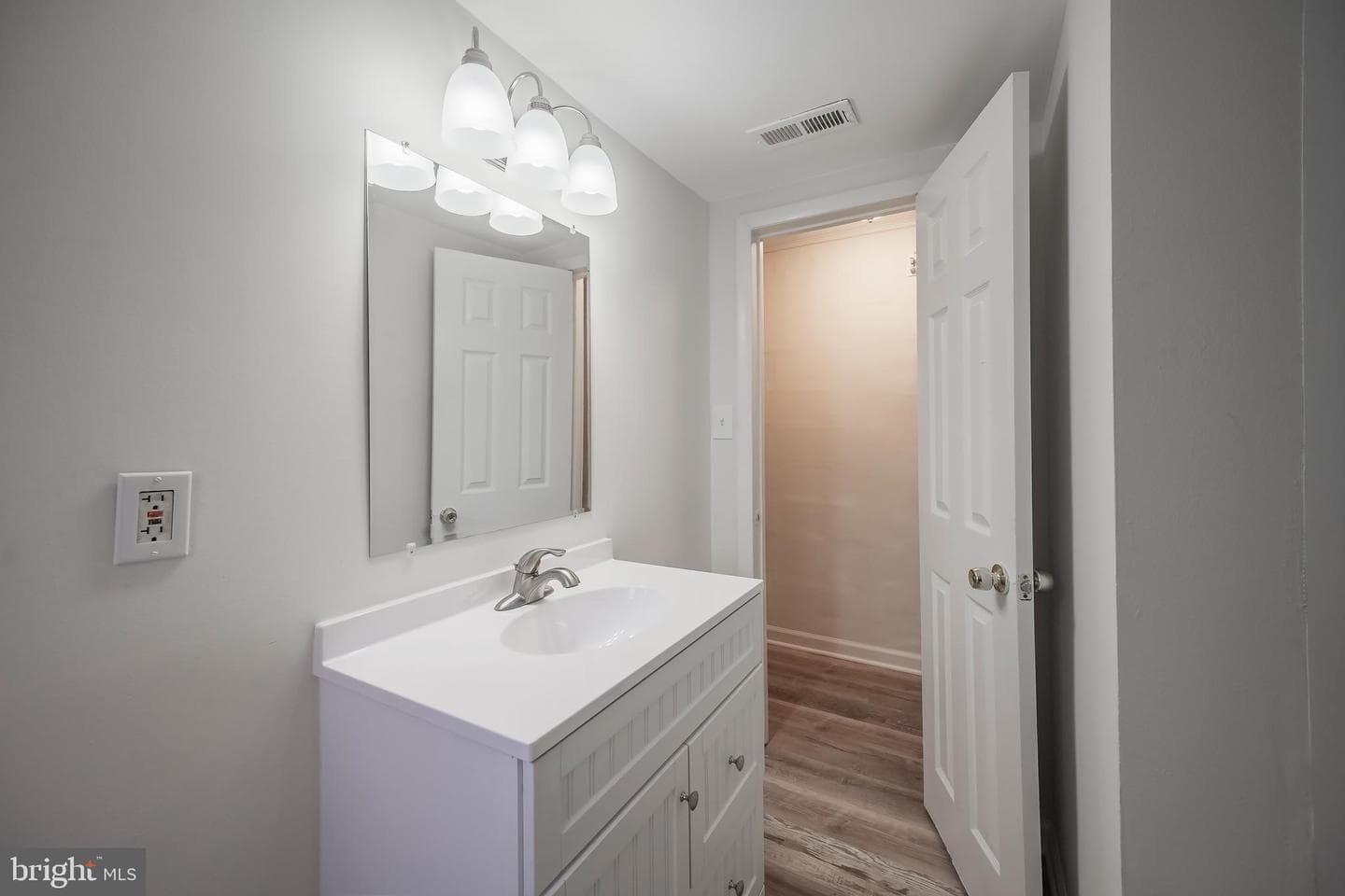 6500 Windham Avenue photo 33