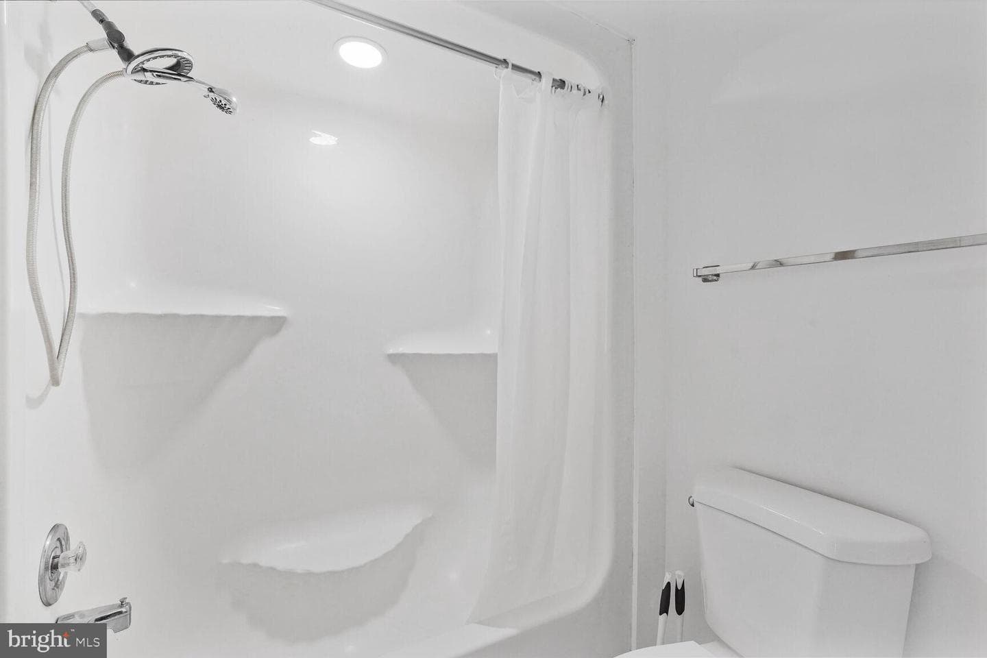 2807 Lee Oaks Court #102 photo 12