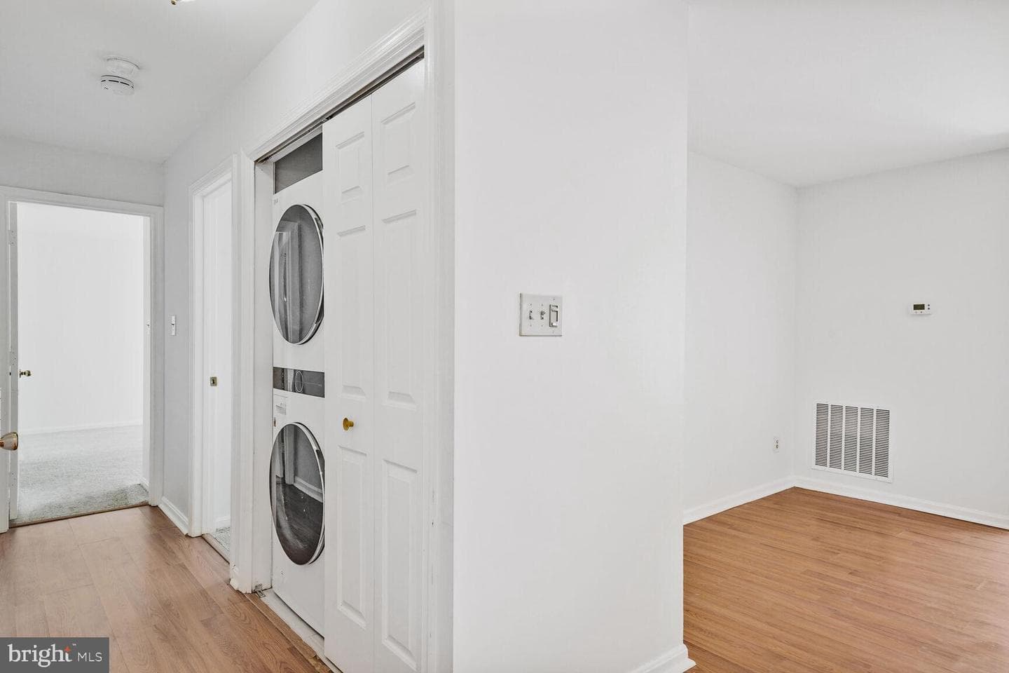 2807 Lee Oaks Court #102 photo 17