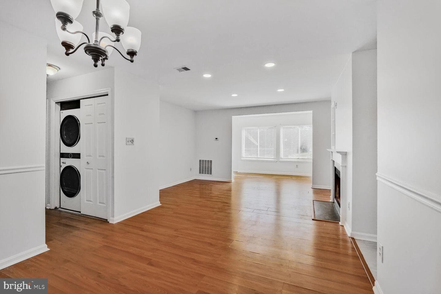 2807 Lee Oaks Court #102 photo 4