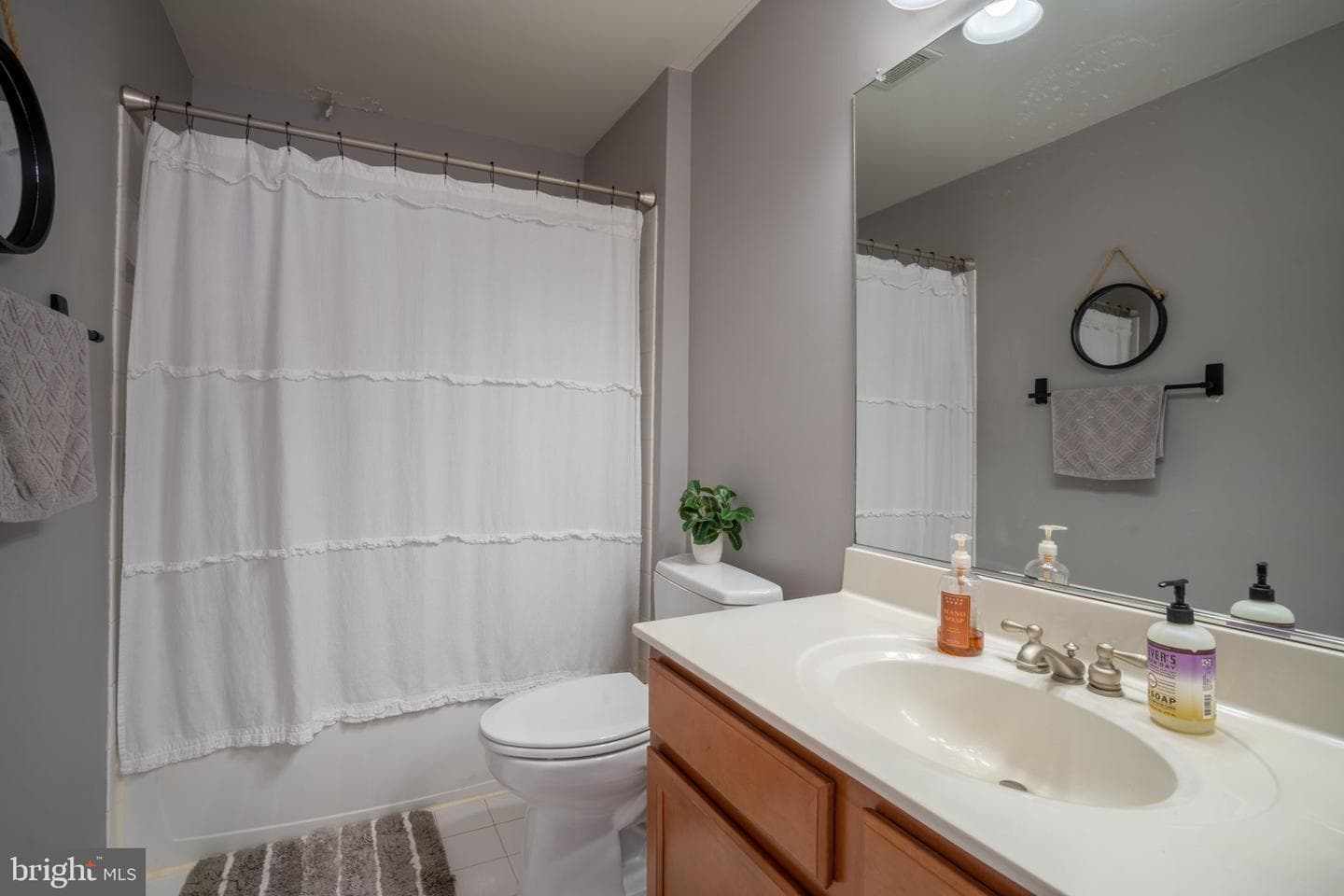 5631 Sheals Lane photo 32