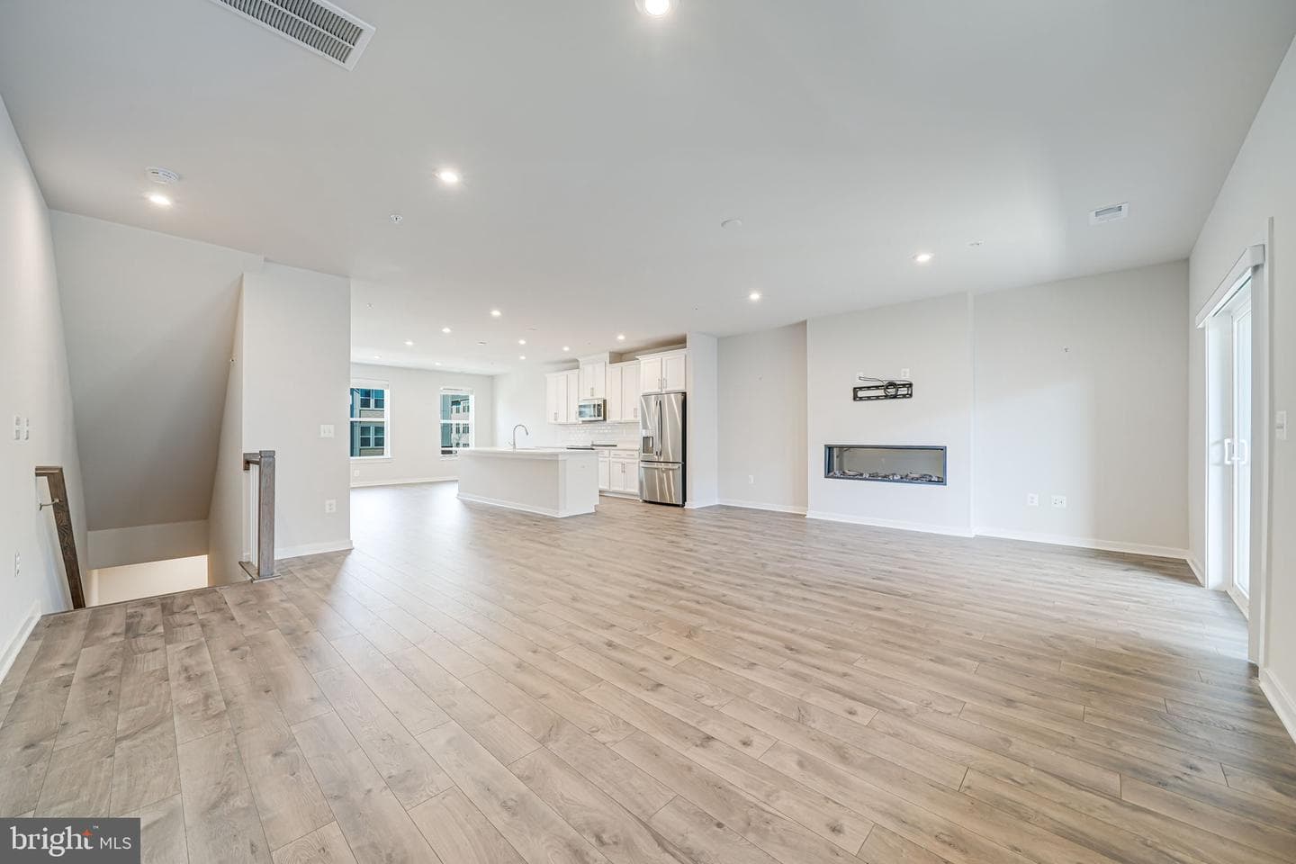 2347 Liberty Loop #126 photo 4