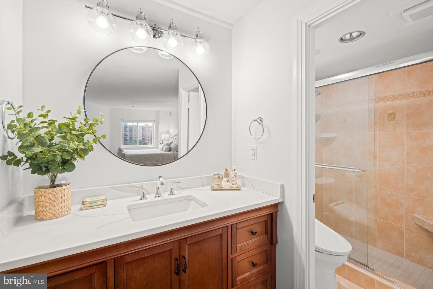 8370 Greensboro Drive #1001 photo 20