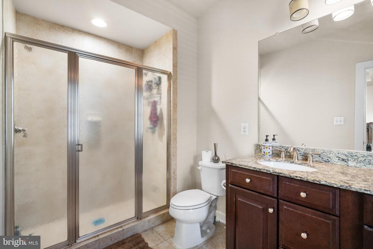 13667 Neil Armstrong Avenue photo 27