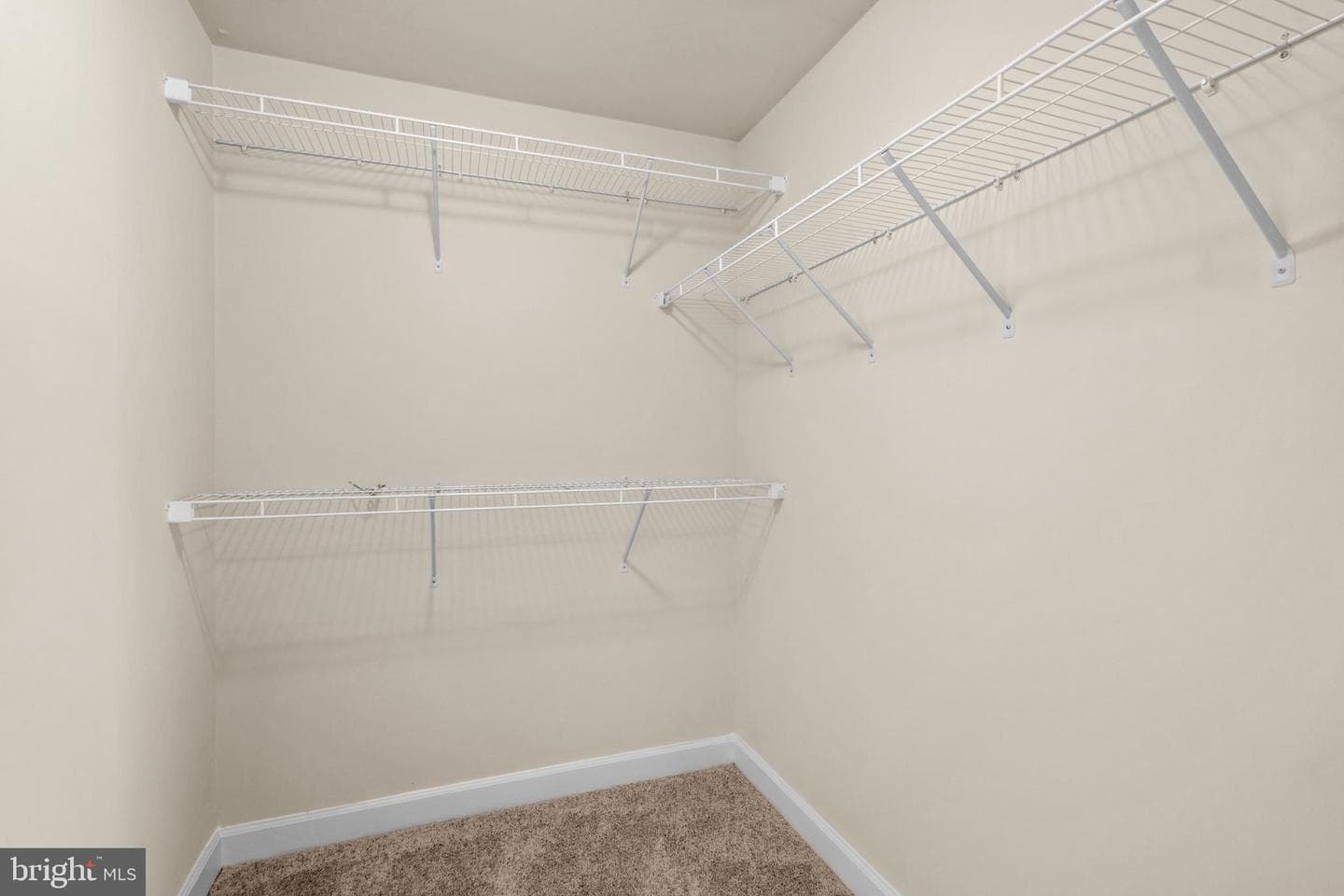 13667 Neil Armstrong Avenue photo 30