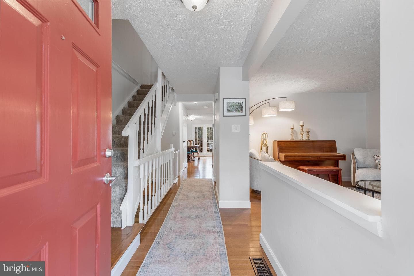 10902 Barton Hill Court photo 4