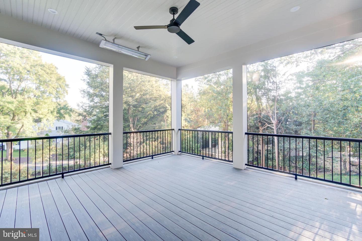 1806 Dumbarton Street photo 27
