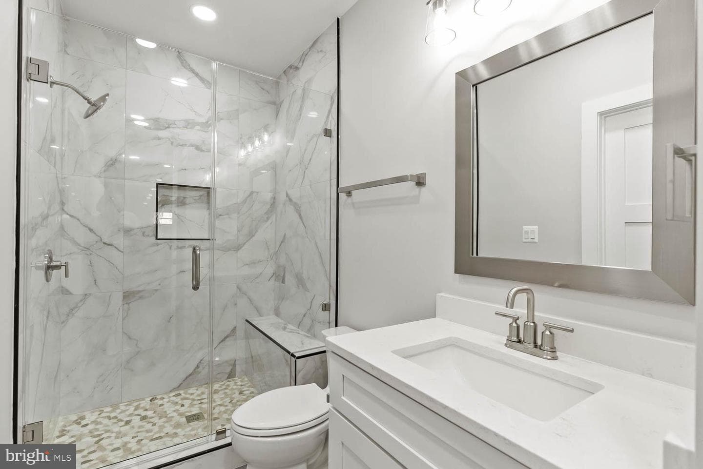 501 Yeonas Drive SW photo 43