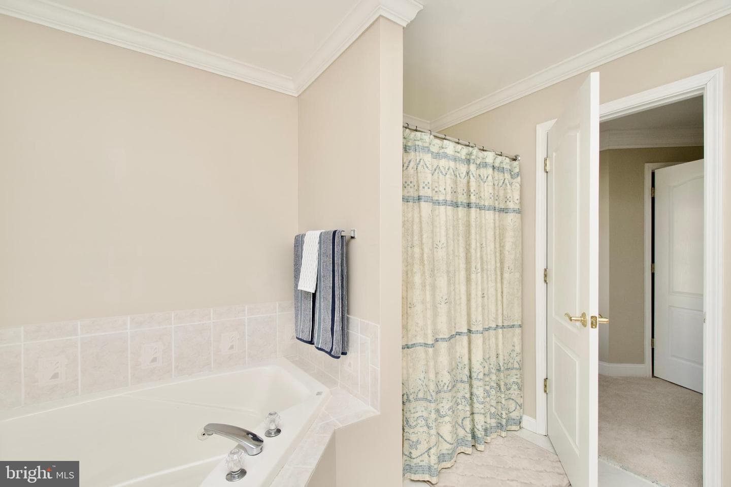 8972 Hooes Road photo 25