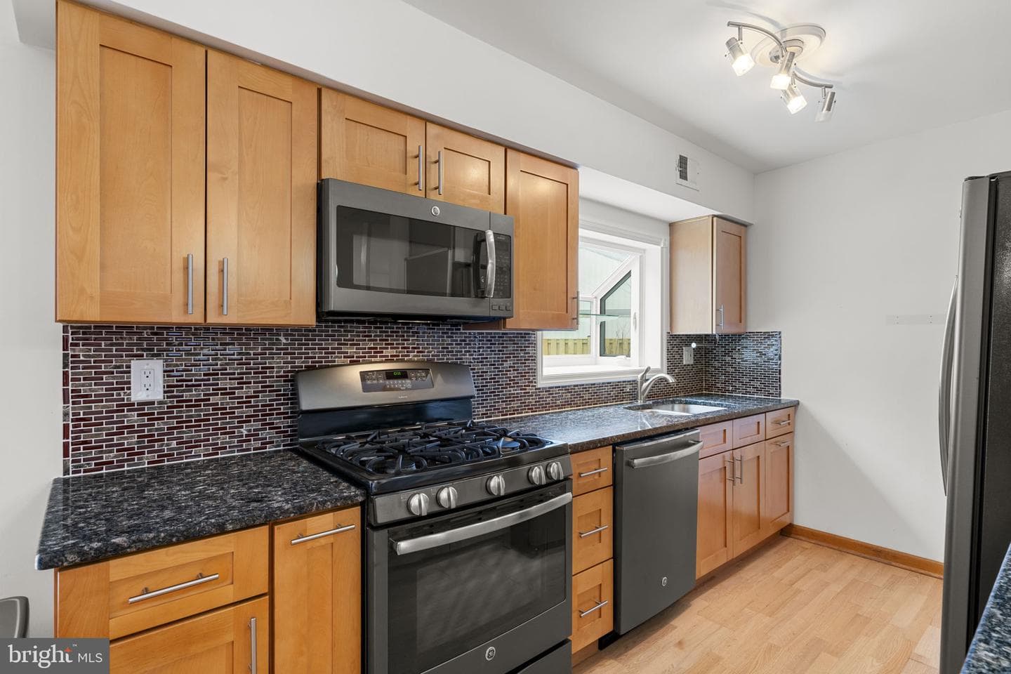 11410 Great Meadow Drive photo 18