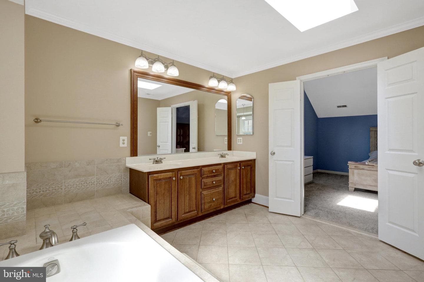 8497 Silverview Drive photo 34