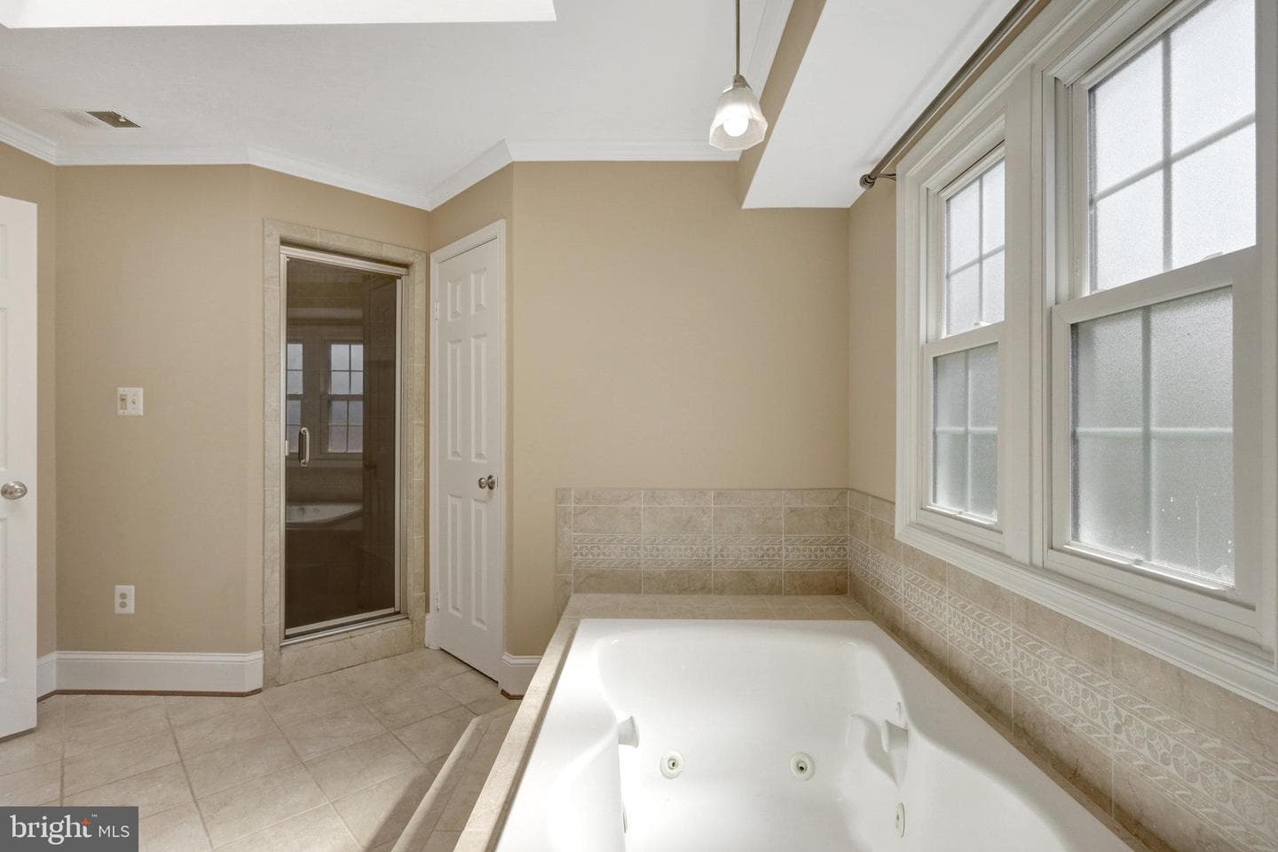 8497 Silverview Drive photo 35
