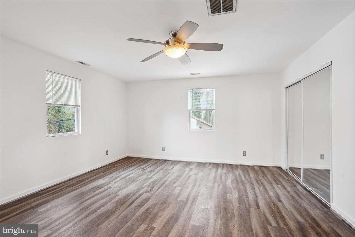 6340 Dogwood Place photo 12