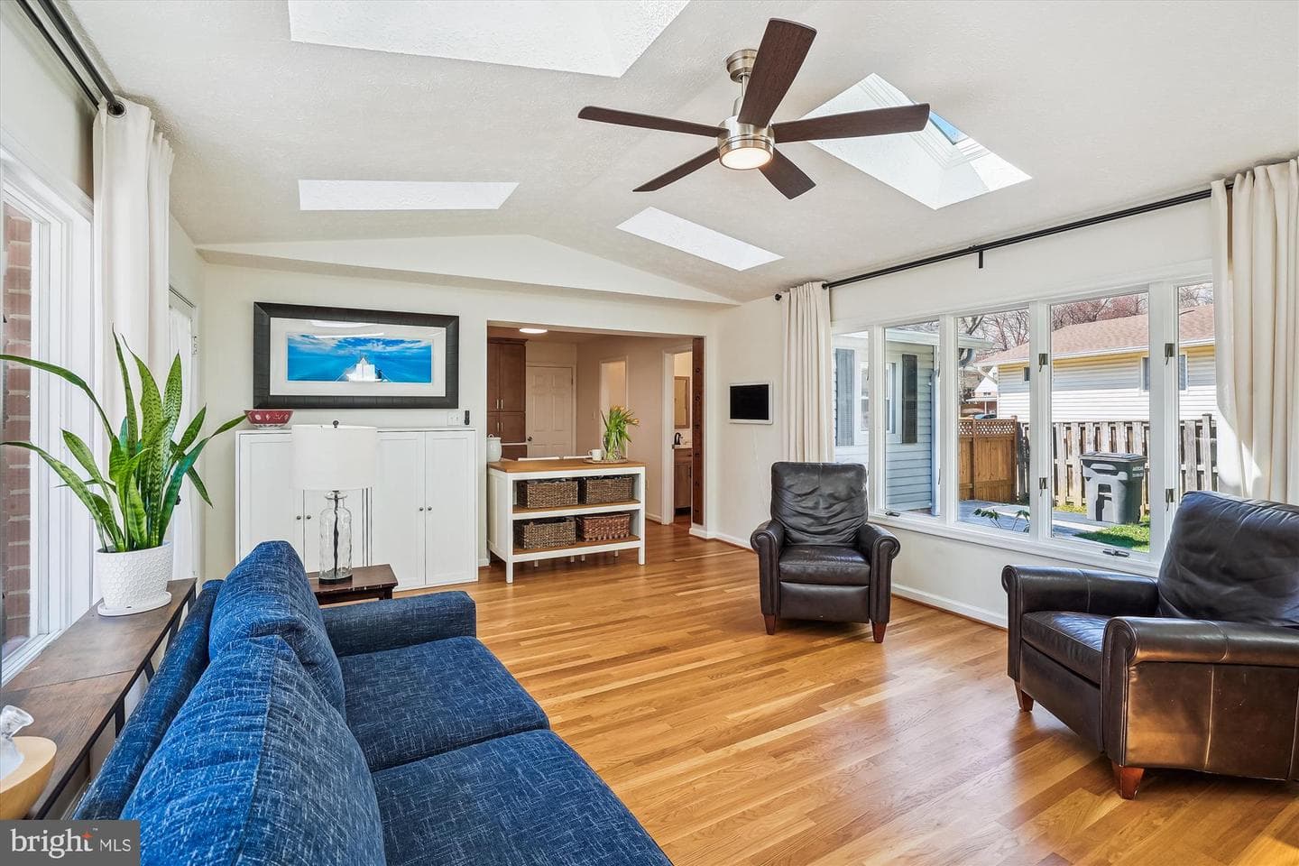 5517 Yorkshire Street photo 9