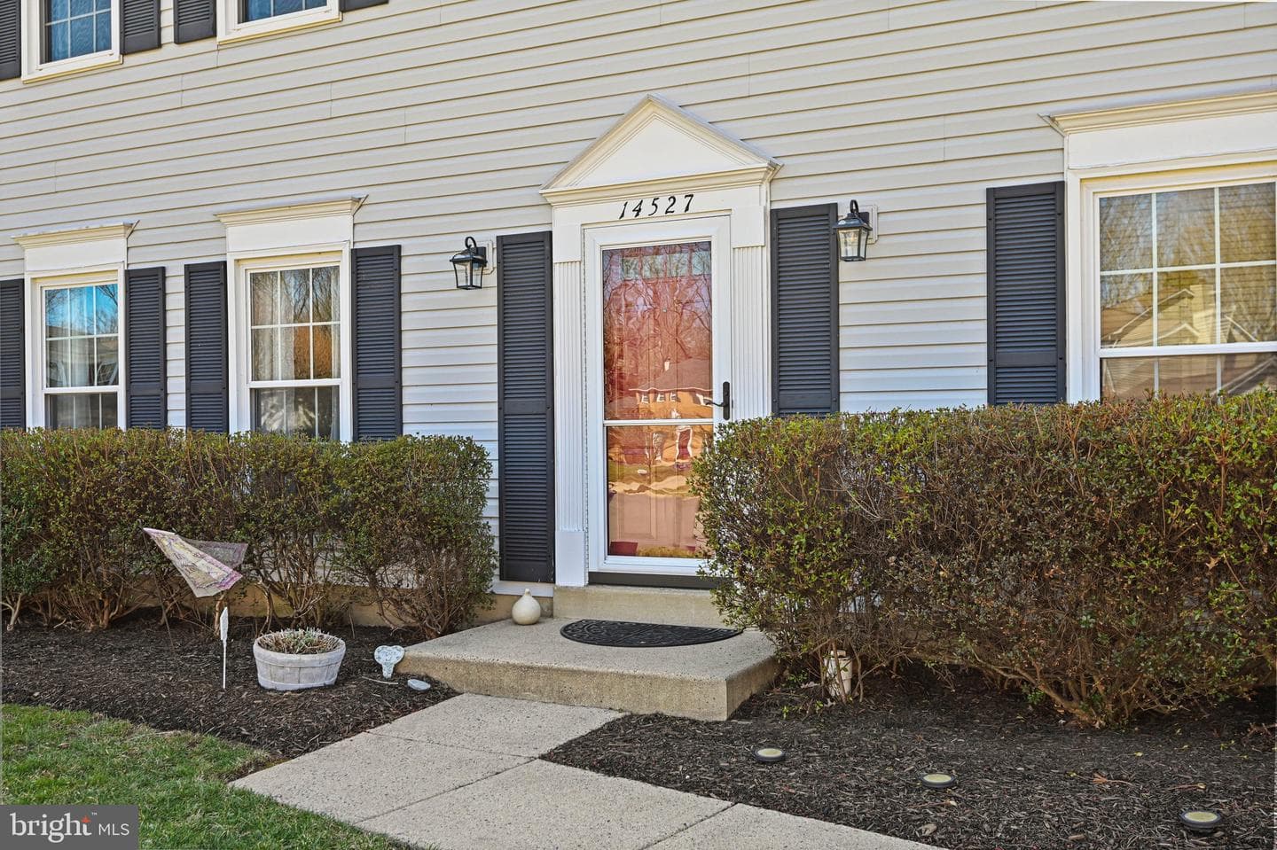 14527 William Carr Lane photo 2