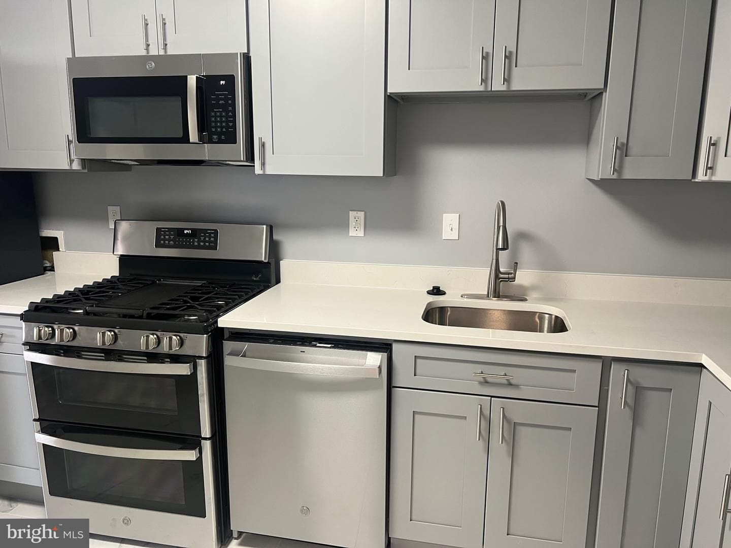 3705 S George Mason Drive #1717s photo 9