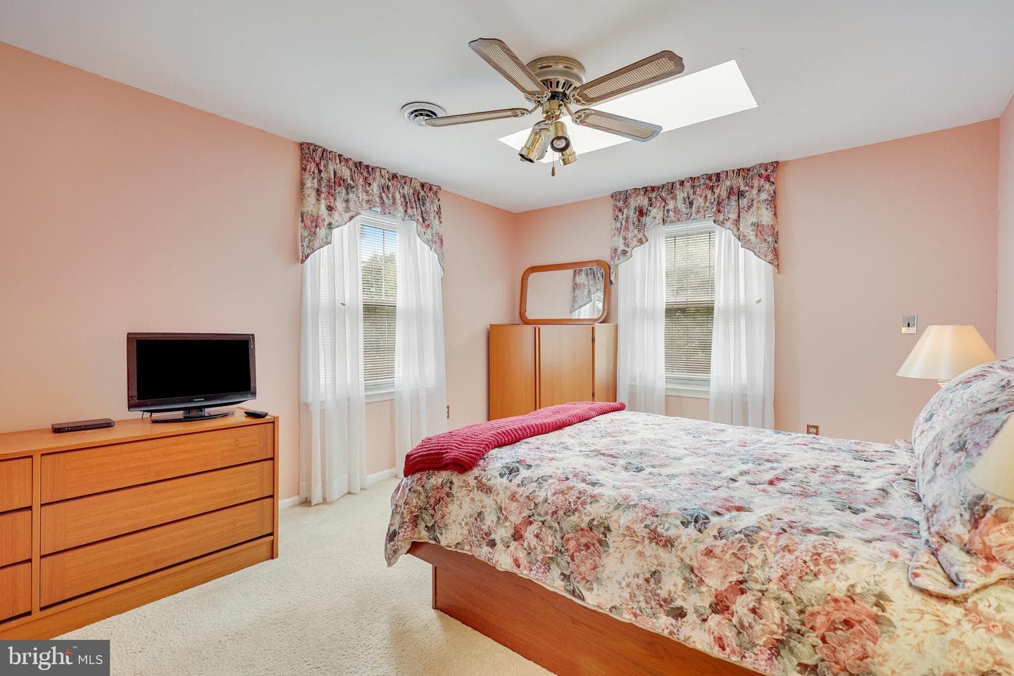 2805 Woodlawn Avenue photo 21