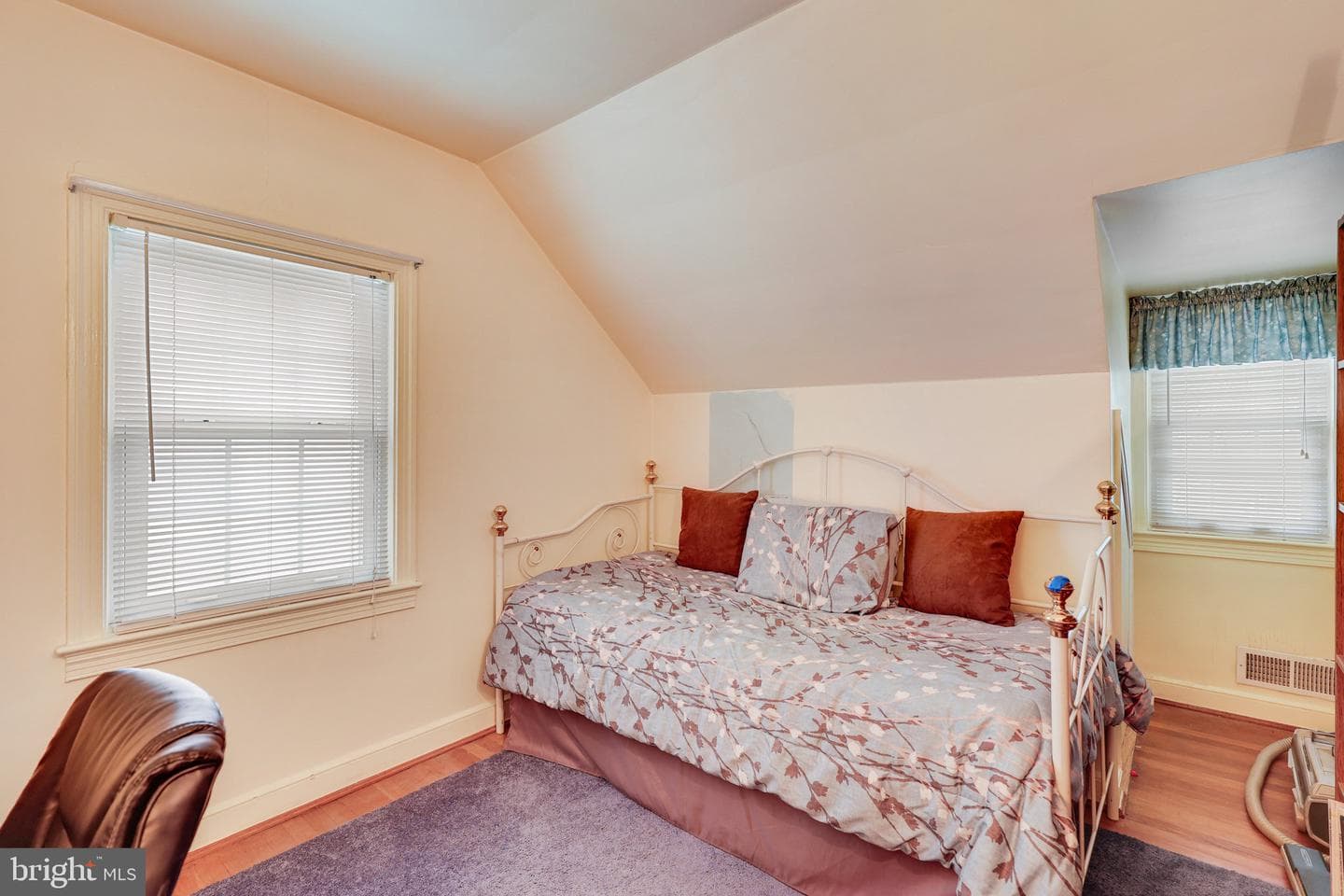 2805 Woodlawn Avenue photo 24