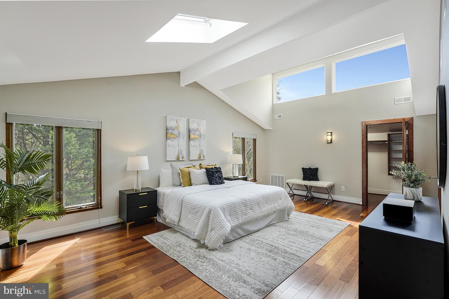 10226 Cedar Pond Drive photo 32
