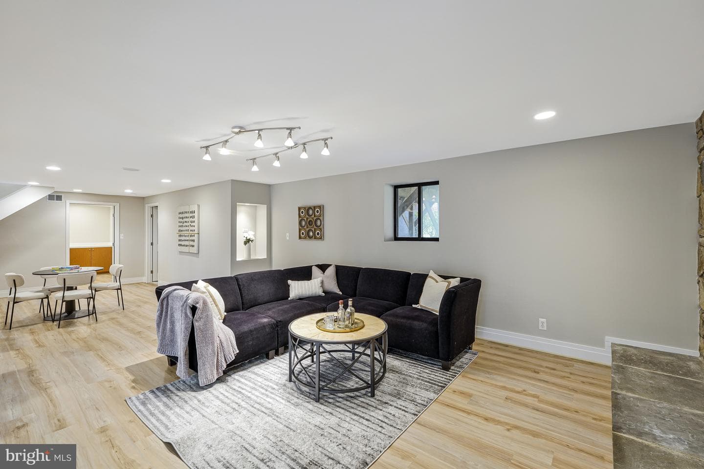 10226 Cedar Pond Drive photo 46