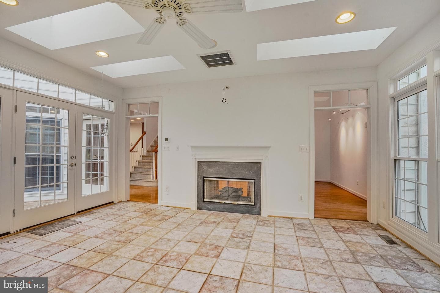 8404 Cardinal Rose Court photo 20