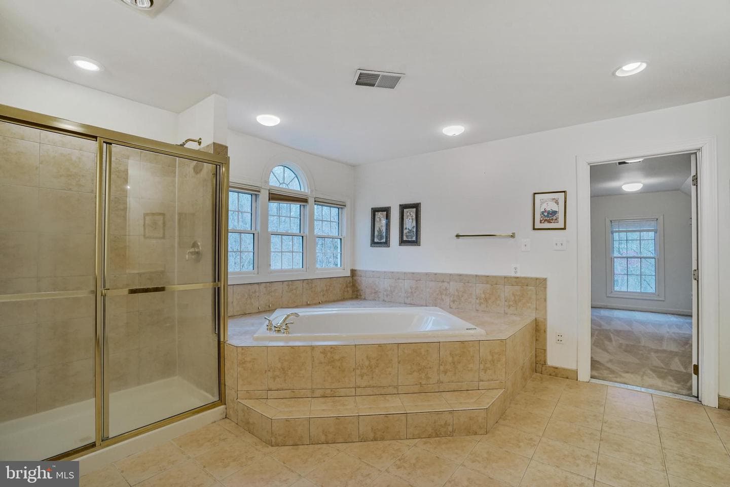 8404 Cardinal Rose Court photo 26