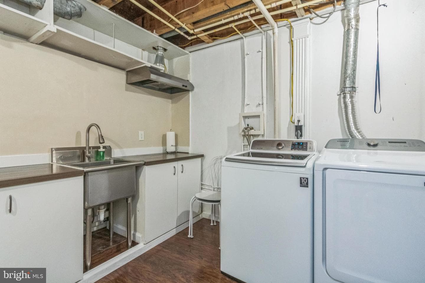 7449 Foxleigh Way photo 26