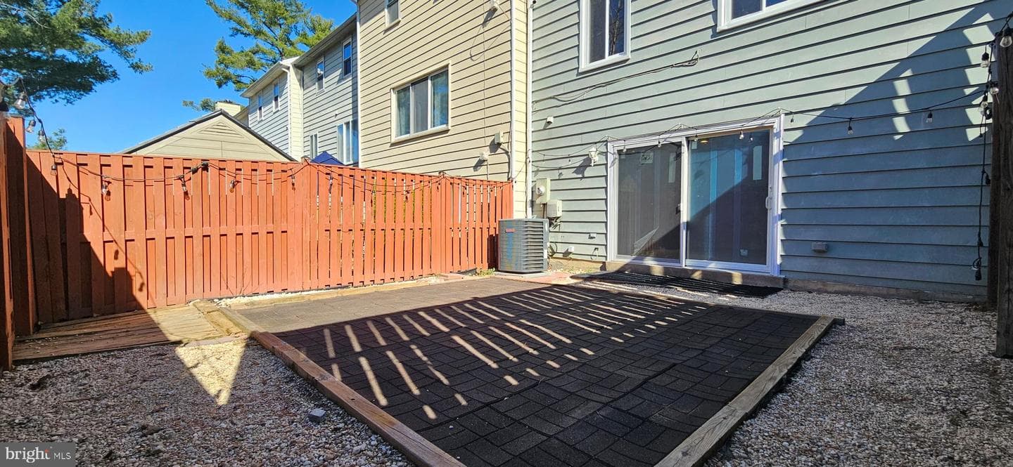 8210 Stationhouse Court photo 42