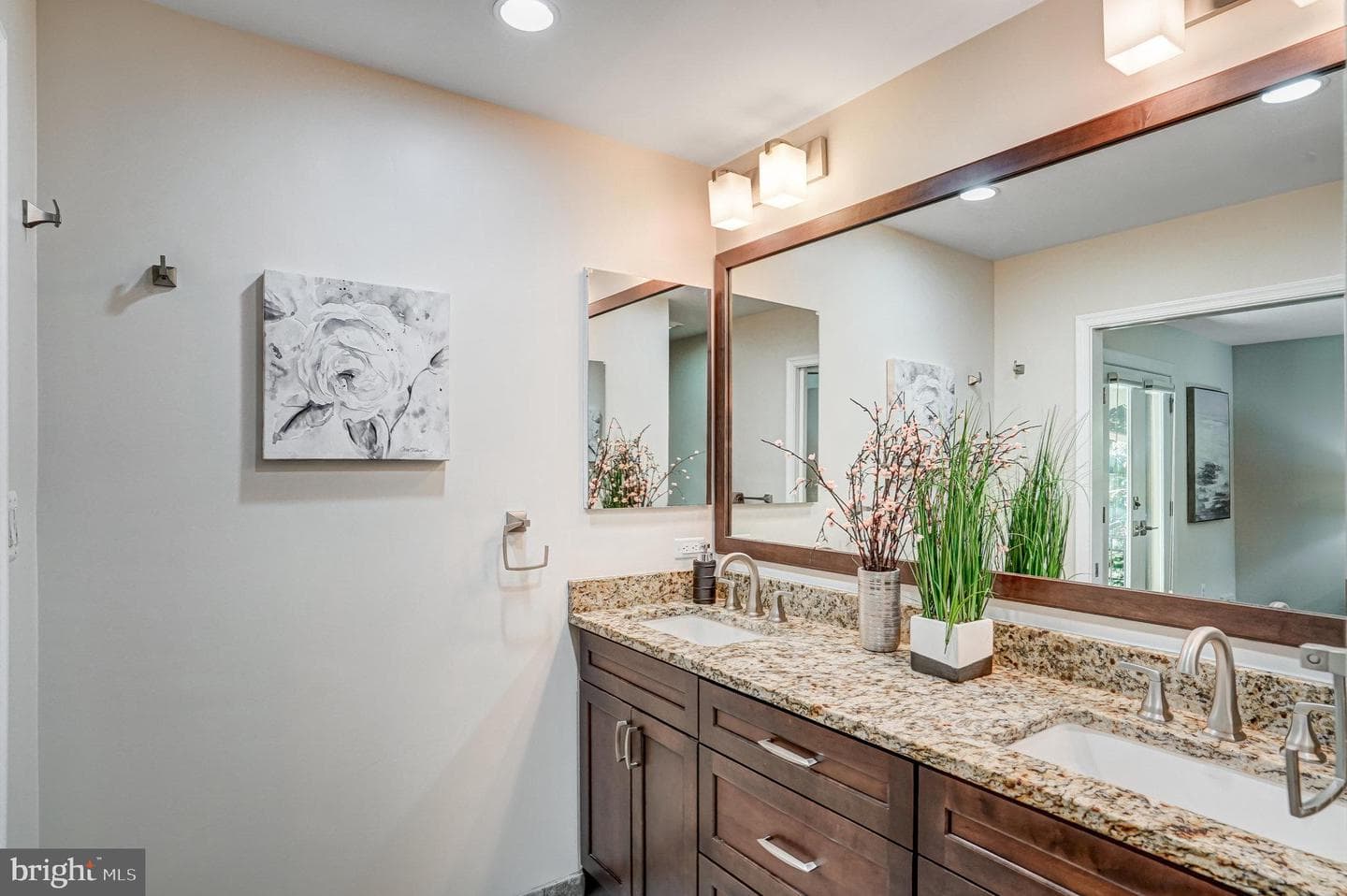 9305 Hamilton Drive photo 30