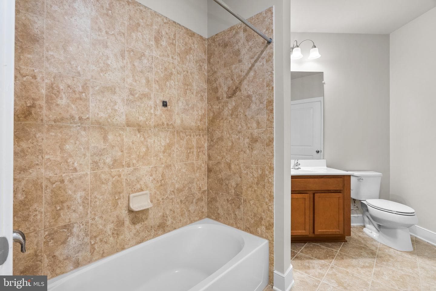 9521 Bastille Street #201 photo 43