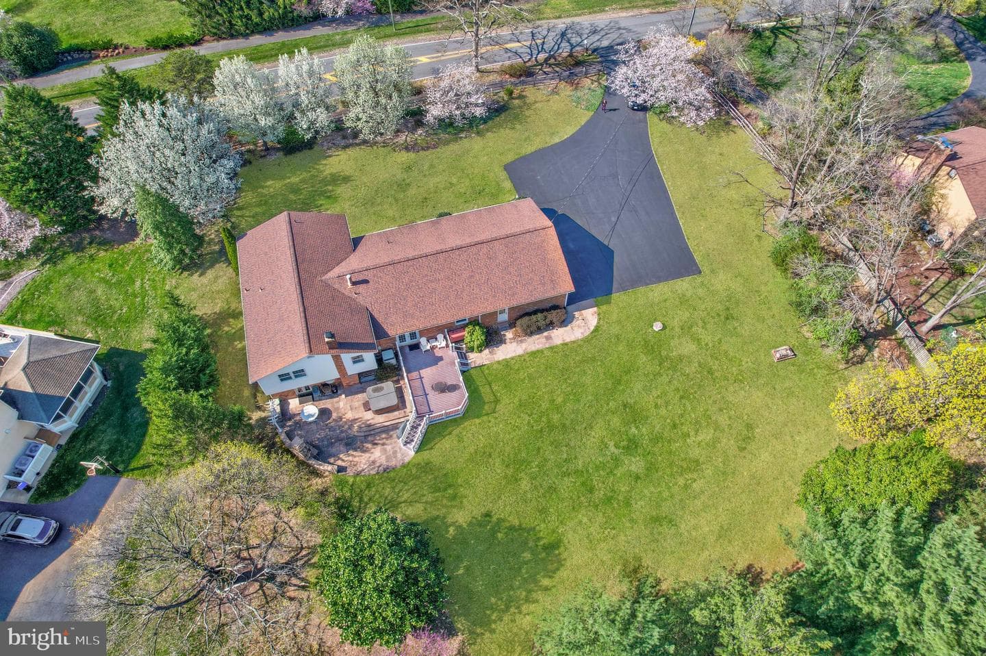 12801 Oxon Road photo 39