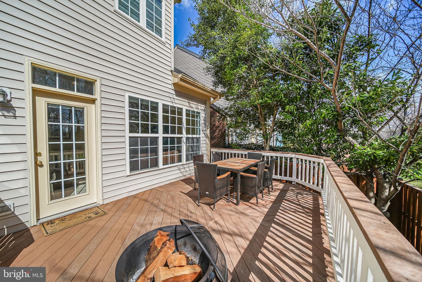 2185 Sandburg Street photo 50