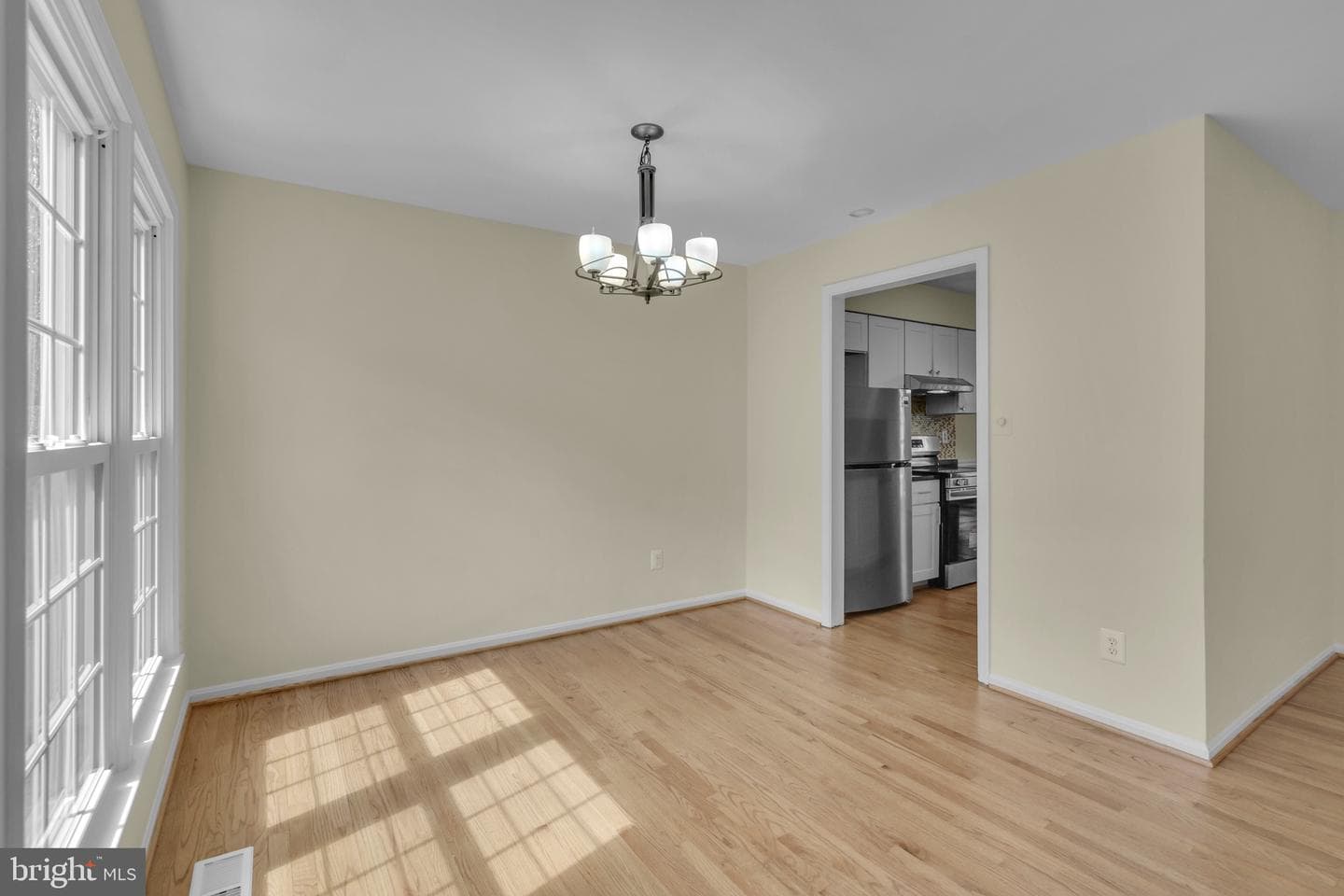 9619 Scotch Haven Drive photo 4