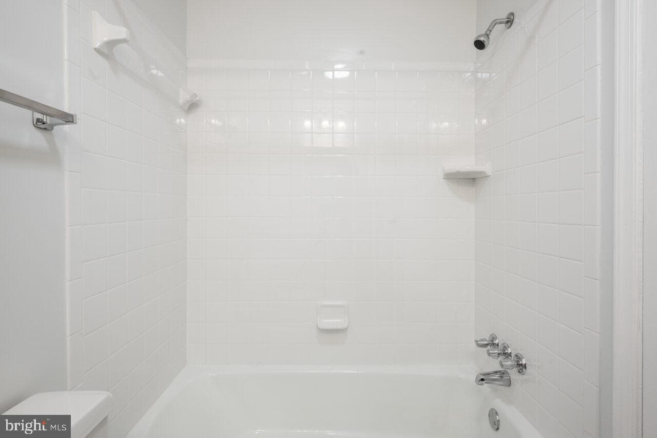 7508 Milway Drive photo 30