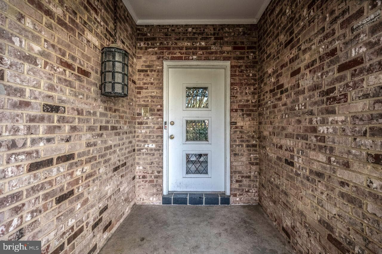 7508 Milway Drive photo 4