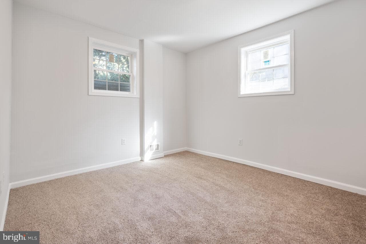 7508 Milway Drive photo 40