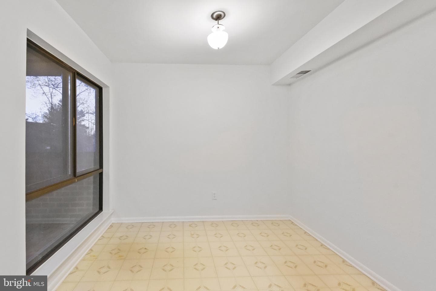 11212 Chestnut Grove Square #313 photo 5